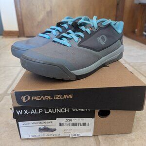 Pearl Izumi WX-ALP Launch Womens 7.5 Bike Shoes